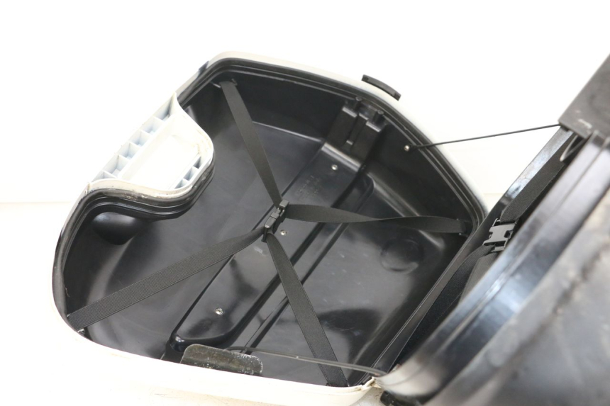 photo de KOFFERTRÄGER RECHT MOTO GUZZI NORGE 8V GT 1200 (2011 - 2016) - Detaillierte Sichtprüfung