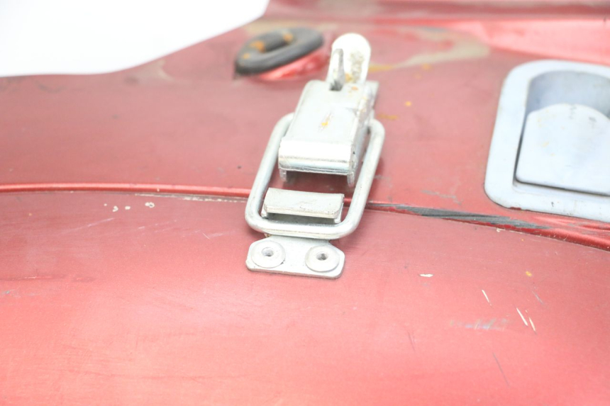 photo de RECHTER KOFFER HONDA NTV DEAUVILLE 650 (1998 - 2001) - Fokus auf die Struktur