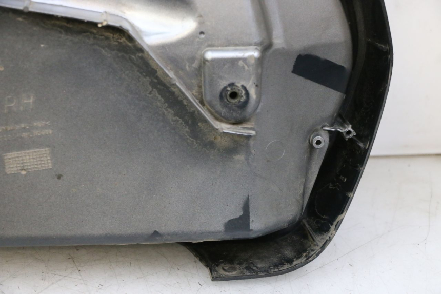 photo de KOFFERTRÄGER RECHT HONDA NTV DEAUVILLE 650 (2001 - 2006) - Details der Befestigungspunkte