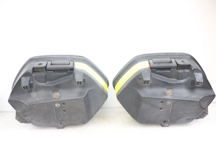 photo de KOFFERTRÄGER YAMAHA FJR ABS 1300 (2006 - 2012) - Charakteristische Merkmale