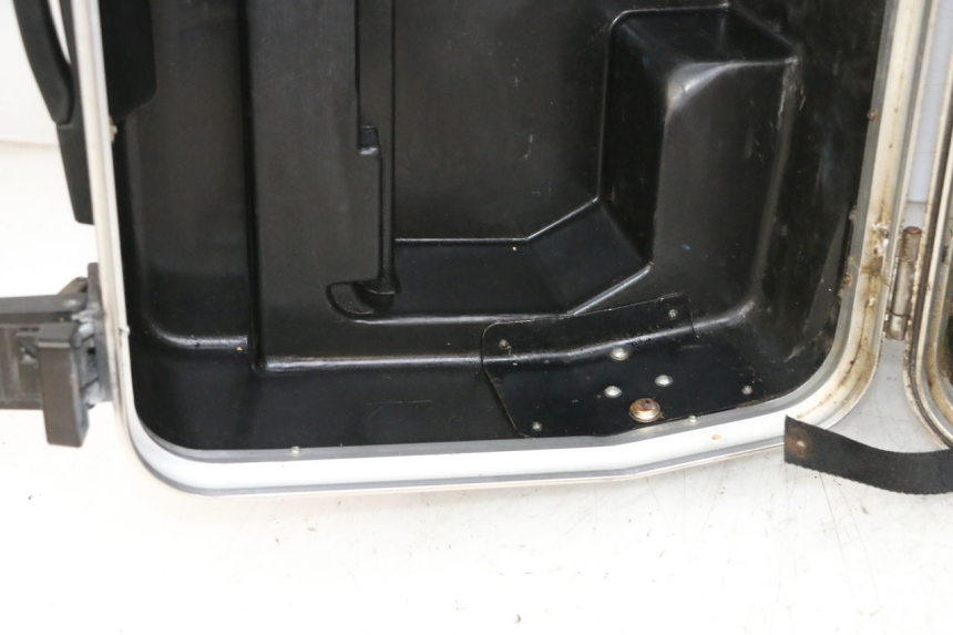 photo de KOFFERTRÄGER LINK KAWASAKI GTR 1000 (1994 - 2004) - Oberflächenzustand und Material