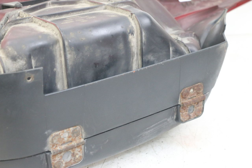 photo de LINKE SEITENKOFFER HONDA NTV DEAUVILLE 650 (1998 - 2001) - Details der Befestigungspunkte