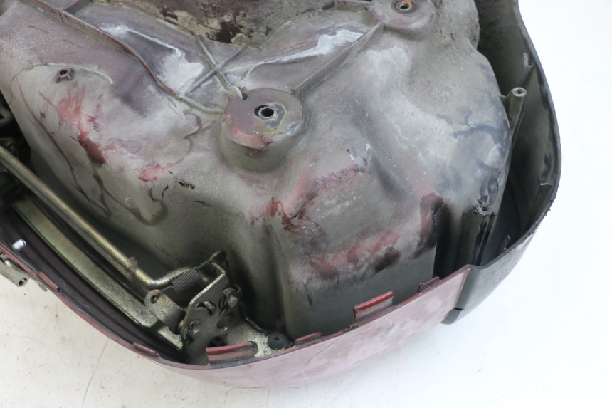 photo de LINKE SEITENKOFFER HONDA NTV DEAUVILLE 650 (1998 - 2001) - Zoom auf Komponenten