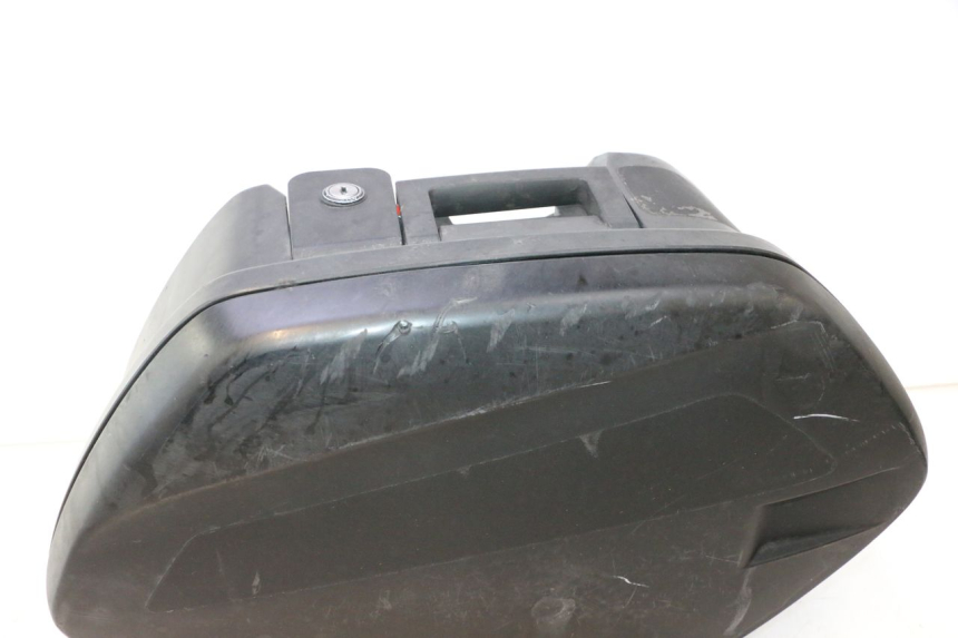 photo de KOFFERTRÄGER LINK YAMAHA TDM ABS 900 (2002 - 2014) - Oberflächenzustand und Material
