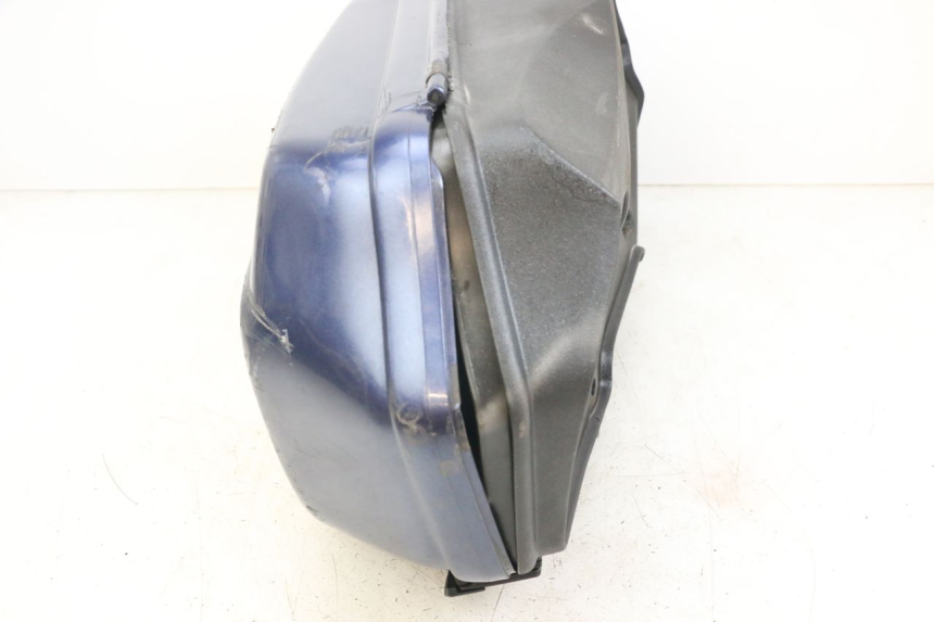 photo de KOFFERTRÄGER APRILIA SCARABEO GT 125 (1999 - 2007) - Hochauflösende Nahaufnahme