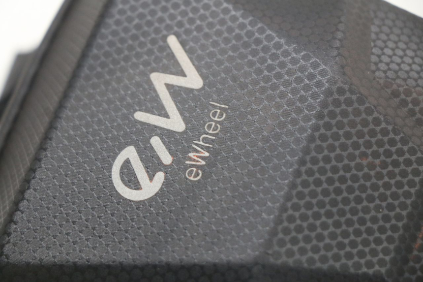 photo de KOFFERTRÄGER DUALTRON TOGO PLUS 1 - Zoom auf Gebrauchszustand