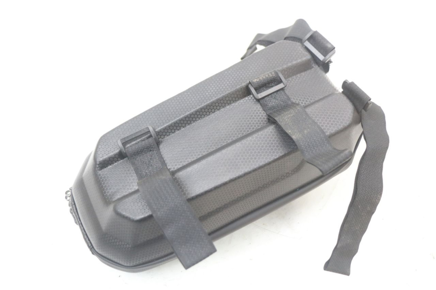 photo de KOFFERTRÄGER DUALTRON TOGO PLUS 1 - Kennzeichnungen und Originalreferenzen