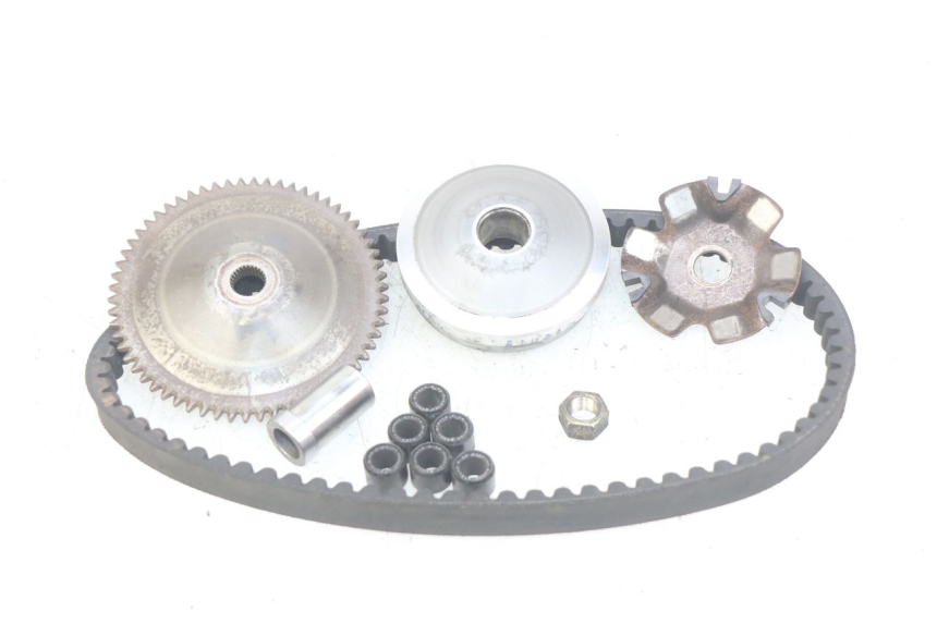 photo de VARIATOR KYMCO AGILITY 4T 50 (2005 - 2018) - Details der Befestigungspunkte