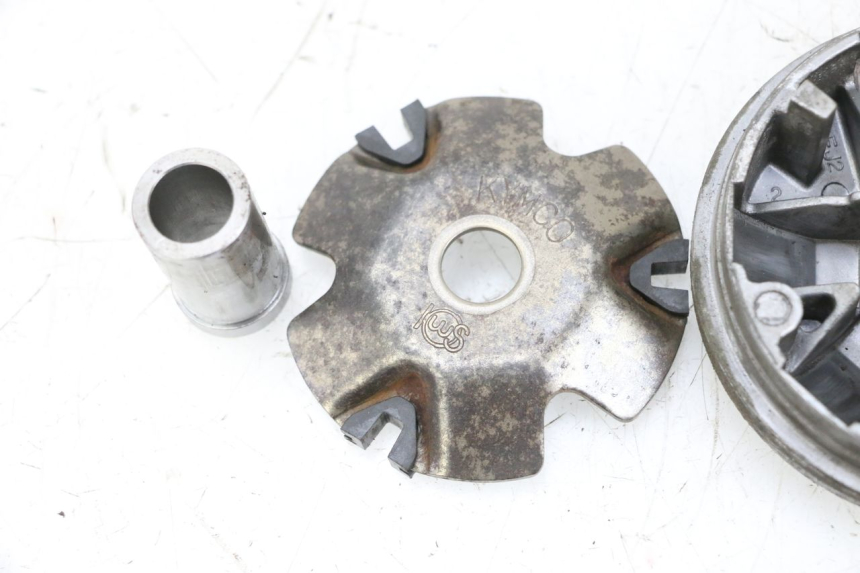 photo de VARIOMATIK KYMCO AGILITY CITY 4T 50 (2008 - 2016) - Details der Befestigungspunkte