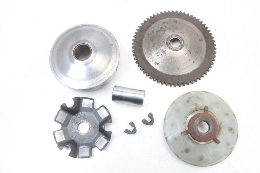 photo de Variator KYMCO AGILITY RS 4T 50 (2009 - 2013) - Detailansicht des Bauteils