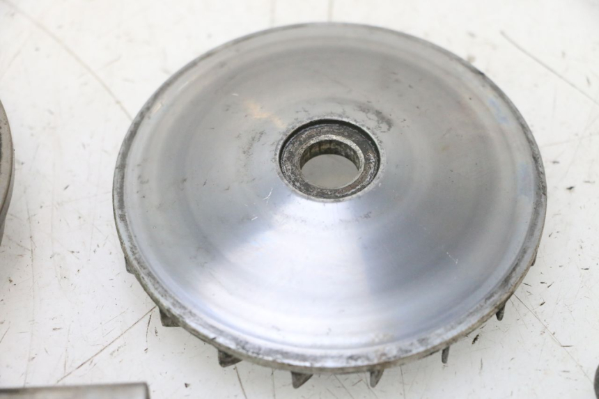 photo de VARIOMATIK MBK BOOSTER ROCKET 50 (1995 - 1998) - Details der Befestigungspunkte