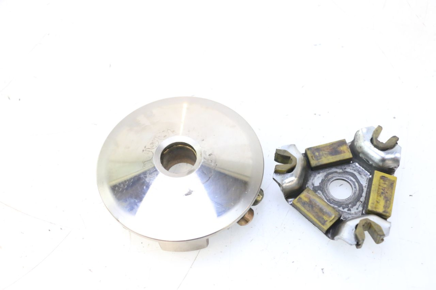 photo de VARIOMATIK MBK BOOSTER ROCKET 50 (2004 - 2016) - Details der Befestigungspunkte