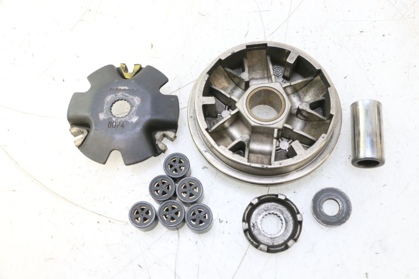 photo de VARIOMETER MBK BOOSTER SPIRIT 50 (1999 - 2003) - Details der Befestigungspunkte