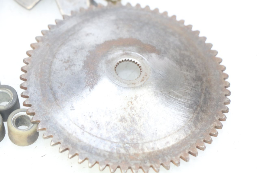 photo de VARIOMETER BAOTIAN BT 50 QT-12 50 (2007 - 2009) - Details der Befestigungspunkte