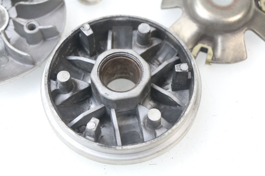 photo de VARIOMATIK REVATTO CITYONE 125 (2006 - 2007) - Details der Befestigungspunkte