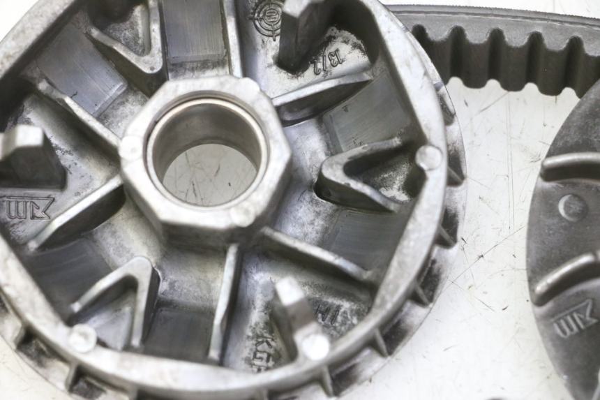 photo de VARIOMETER HONDA FES S-WING SWING ABS 125 (2007 - 2015) - Charakteristische Merkmale