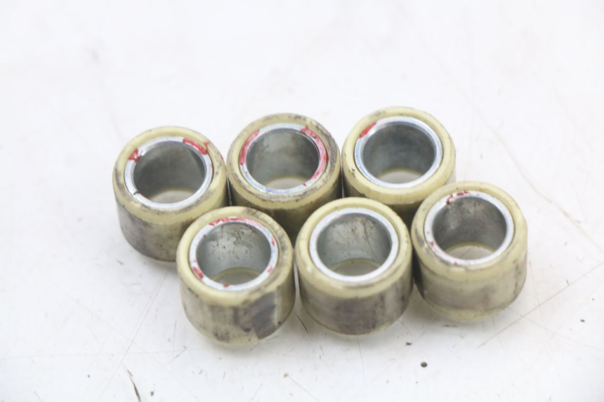 photo de VARIOMATIK SYM FIDDLE 3 III 50 (2014 - 2020) - Oberflächenzustand und Material