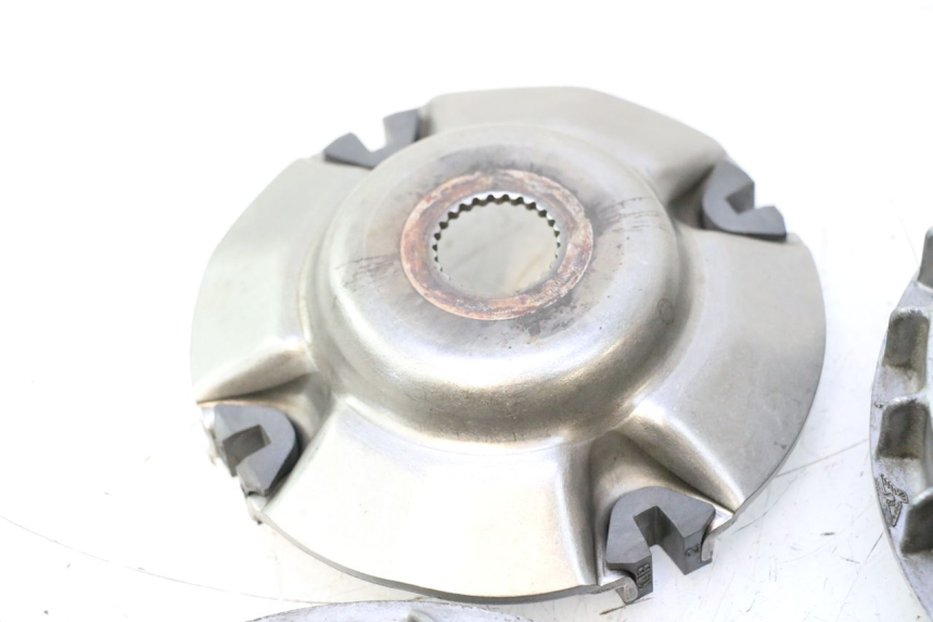 photo de VARIOMATIK HONDA FJS SILVER WING SILVERWING 400 (2005 - 2008) - Fokus auf die Struktur
