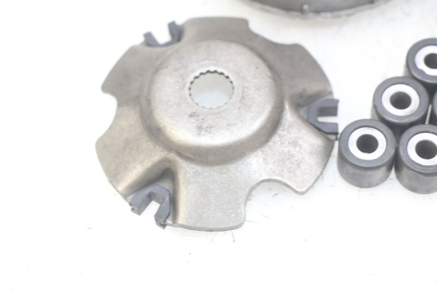 photo de VARIOMETER PIAGGIO FLY 4T 50 (2013 - 2017) - Oberflächenzustand und Material