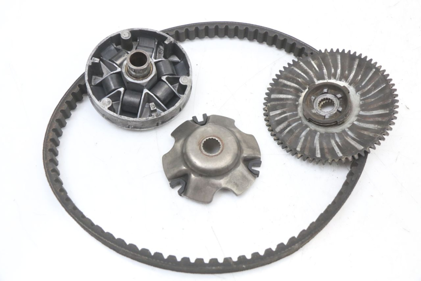 photo de VARIOMATIK PIAGGIO FLY 4T 50 (2004 - 2010) - Zoom auf Gebrauchszustand