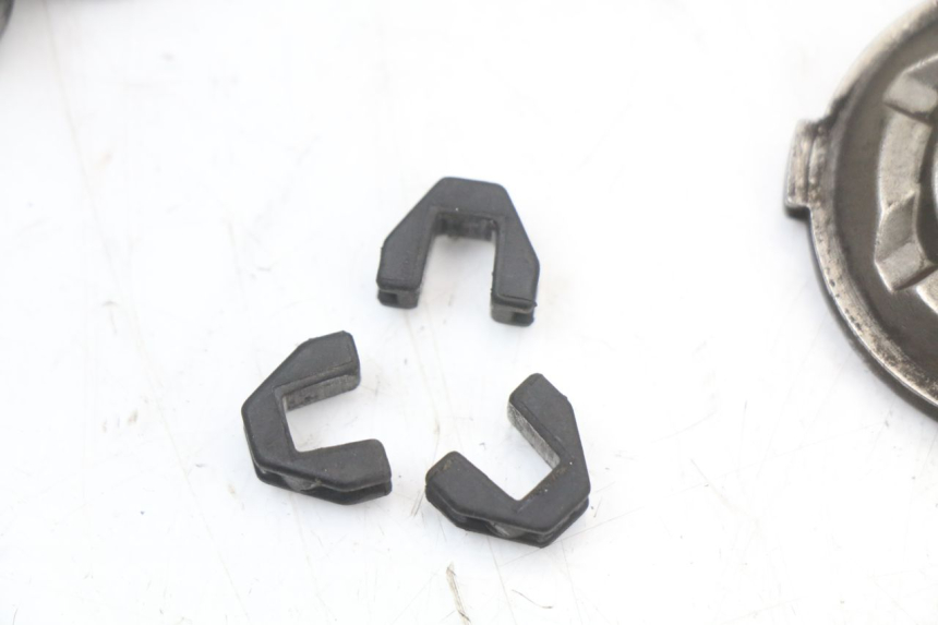 photo de VARIOMATIK PIAGGIO FLY 4T 50 (2004 - 2010) - Details der Befestigungspunkte