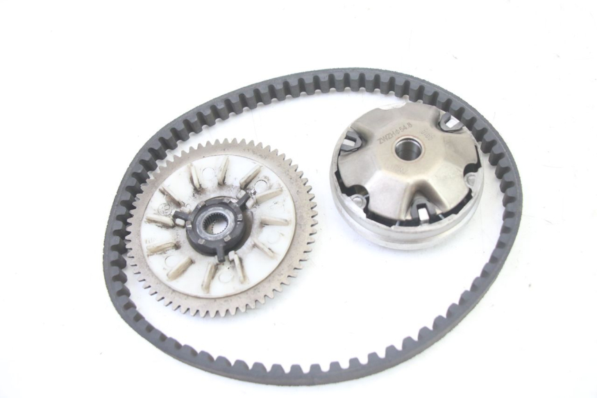 photo de VARIATOR VENESI FLY RETRO 4T 50 (2020 - 2025) - Zoom auf Gebrauchszustand