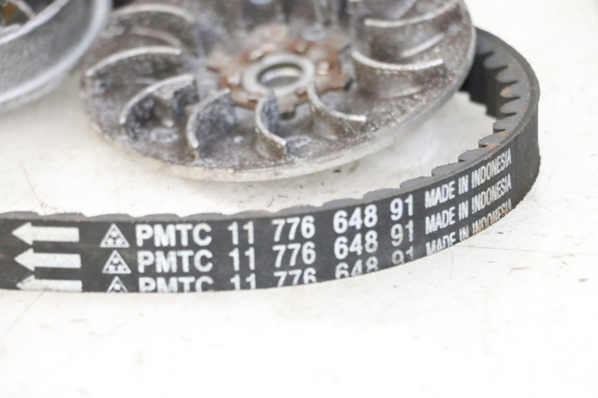 photo de VARIOMETER PEUGEOT KISBEE 2T 50 (2010 - 2017) - Details der Befestigungspunkte