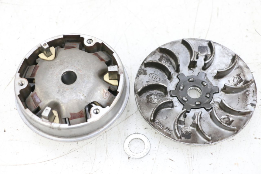 photo de VARIOMETER PEUGEOT KISBEE 2T 50 (2010 - 2017) - Detailansicht des Bauteils