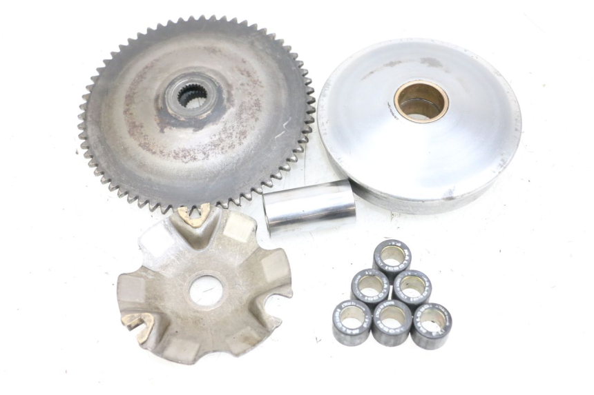 photo de VARIOMETER PEUGEOT KISBEE 4T 50 (2010 - 2017) - Details der Befestigungspunkte