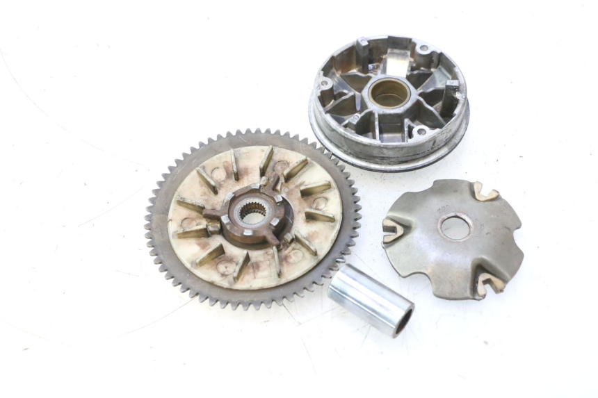 photo de VARIOMETER PEUGEOT KISBEE 4T 50 (2010 - 2017) - Details der Befestigungspunkte