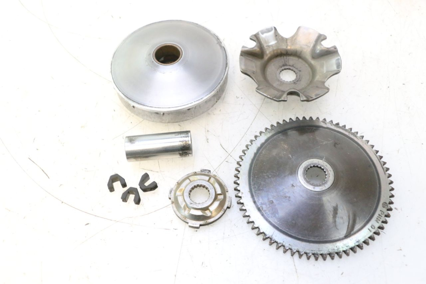 photo de VARIOMATIK PIAGGIO LIBERTY IGET 4T 50 (2021 - 2025) - Oberflächenzustand und Material