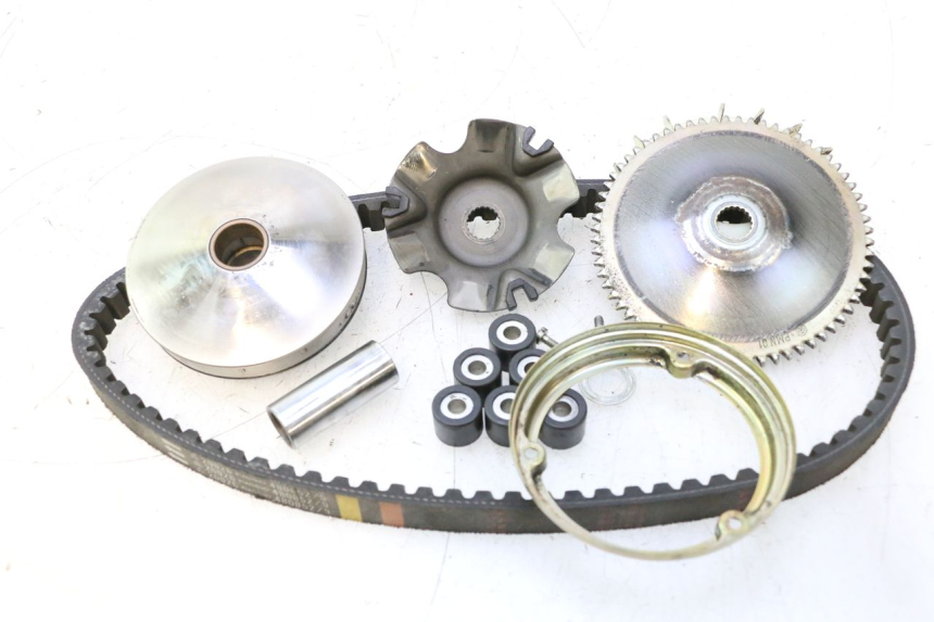 photo de VARIOMATIK PIAGGIO LIBERTY 50 (1998 - 2003) - Details der Befestigungspunkte