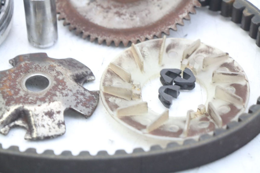 photo de VARIOMATIK KYMCO LIKE 4T 50 (2009 - 2018) - Oberflächenzustand und Material