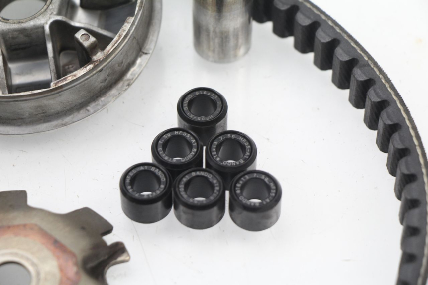 photo de VARIOMATIK PEUGEOT LOOXOR 50 (2001 - 2004) - Details der Befestigungspunkte