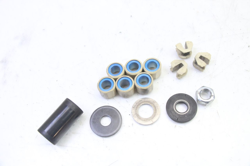 photo de VARIOMATIK PIAGGIO MP3 HPE 310 (2024 - 2025) - Oberflächenzustand und Material