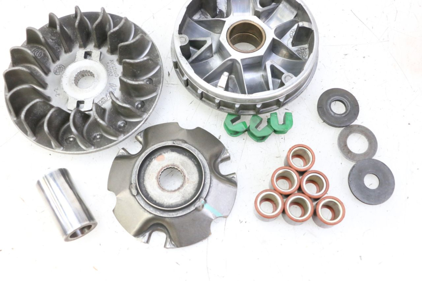 photo de VARIOMATIK PIAGGIO MP3 LT 300 (2010 - 2016) - Oberflächenzustand und Material