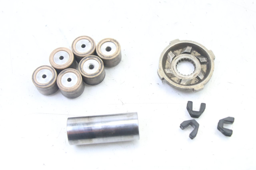 photo de VARIOMETER PIAGGIO NEW TYPHOON 50 (2018 - 2021) - Details der Befestigungspunkte