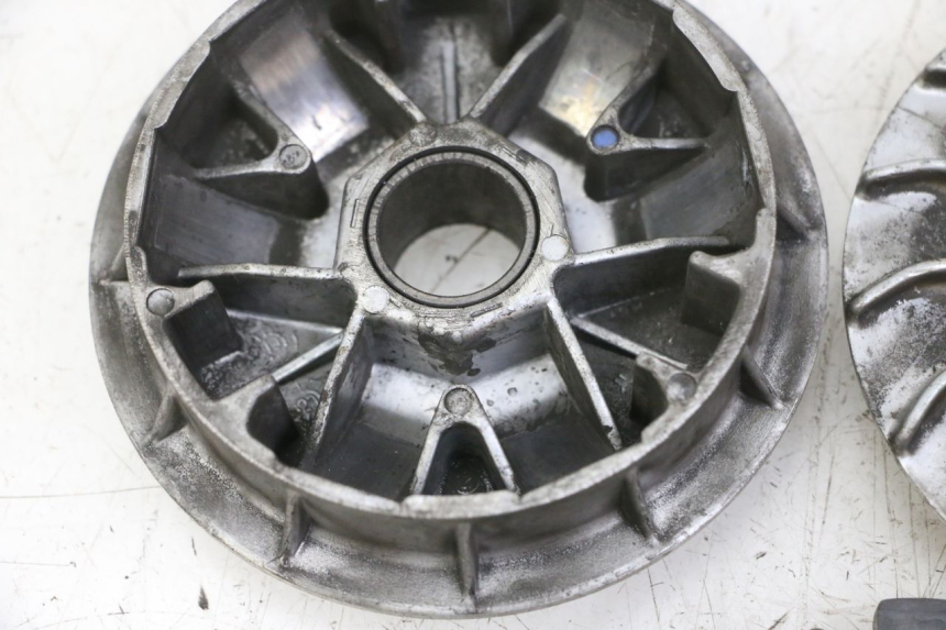 photo de VARIOMETER SYM ORBIT III 3 4T 50 (2018 - 2021) - Details der Befestigungspunkte