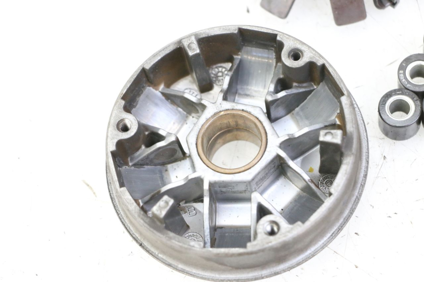 photo de VARIOMETER PEUGEOT TKR TREKKER FURIOUS 50 (2005 - 2014) - Details der Befestigungspunkte