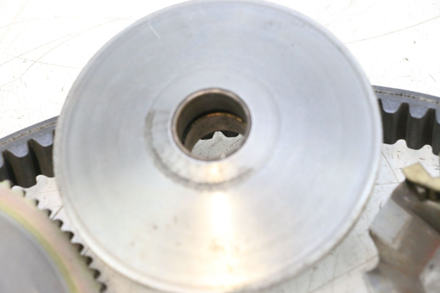 photo de VARIOMATIK PEUGEOT SATELIS COMPRESSOR K15 125 (2006 - 2009) - Technische Nahaufnahme