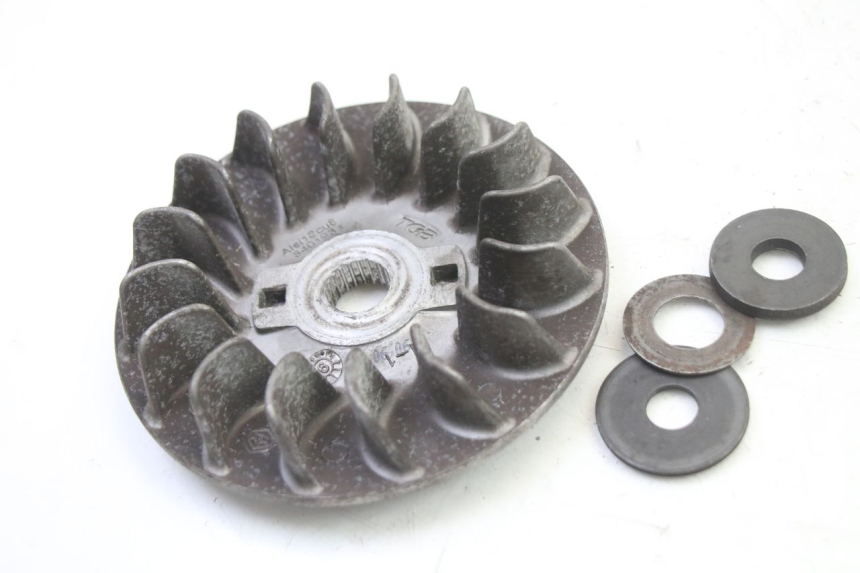 photo de VARIOMATIK PEUGEOT SATELIS 250 (2006 - 2012) - Details der Befestigungspunkte