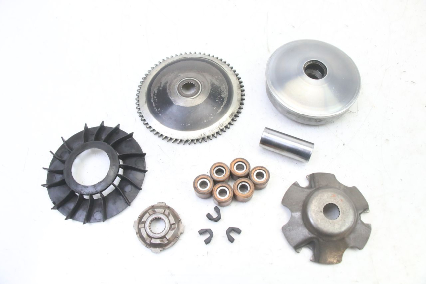 photo de VARIOMATIK APRILIA SR 2T 50 (2018 - 2022) - Detailansicht des Bauteils