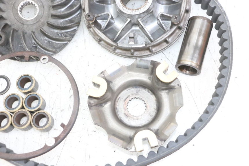 photo de VARIOMATIK SUZUKI BURGMAN 125 (2018 - 2021) - Oberflächenzustand und Material