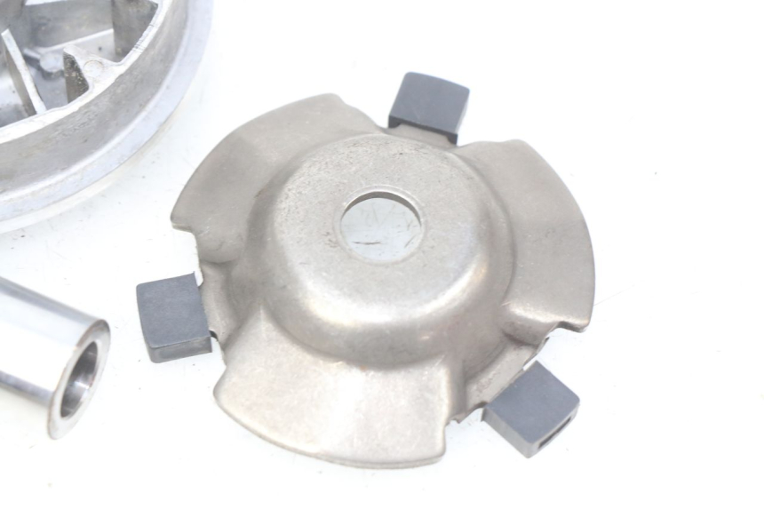 photo de VARIOMATIK SYM TONIK 125 (2010 - 2014) - Oberflächenzustand und Material