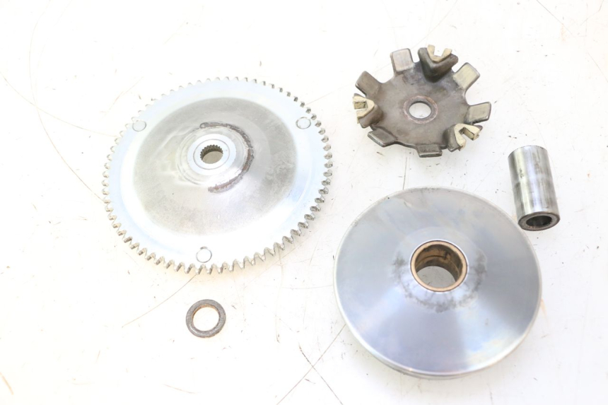 photo de VARIOMATIK PEUGEOT TREKKER TKR 50 (2005 - 2014) - Details der Befestigungspunkte