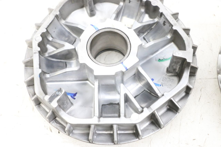 photo de VARIOMATIK YAMAHA TRICITY 300 (2020 - 2024) - Oberflächenzustand und Material