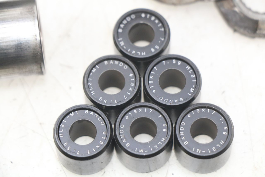 photo de VARIOMETER PIAGGIO VESPA LXV 125 (2006 - 2009) - Details der Befestigungspunkte