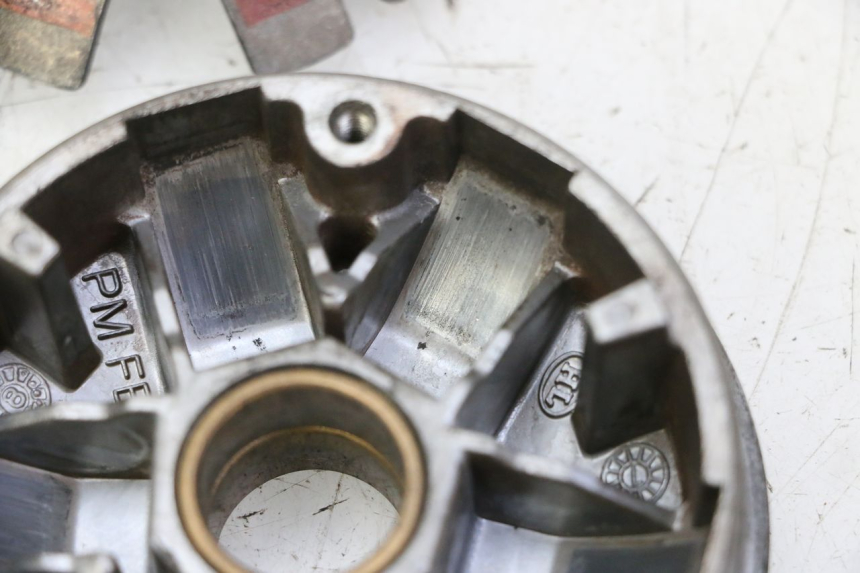 photo de VARIOMETER PEUGEOT VIVACITY NEW 2T 50 (2008 - 2017) - Details der Befestigungspunkte