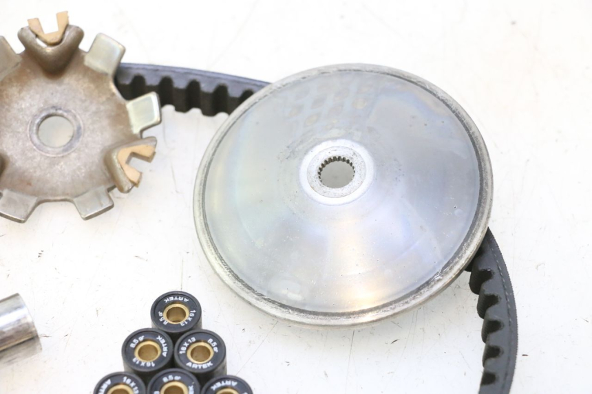 photo de VARIOMETER PEUGEOT VIVACITY NEW 2T 50 (2008 - 2017) - Details der Befestigungspunkte