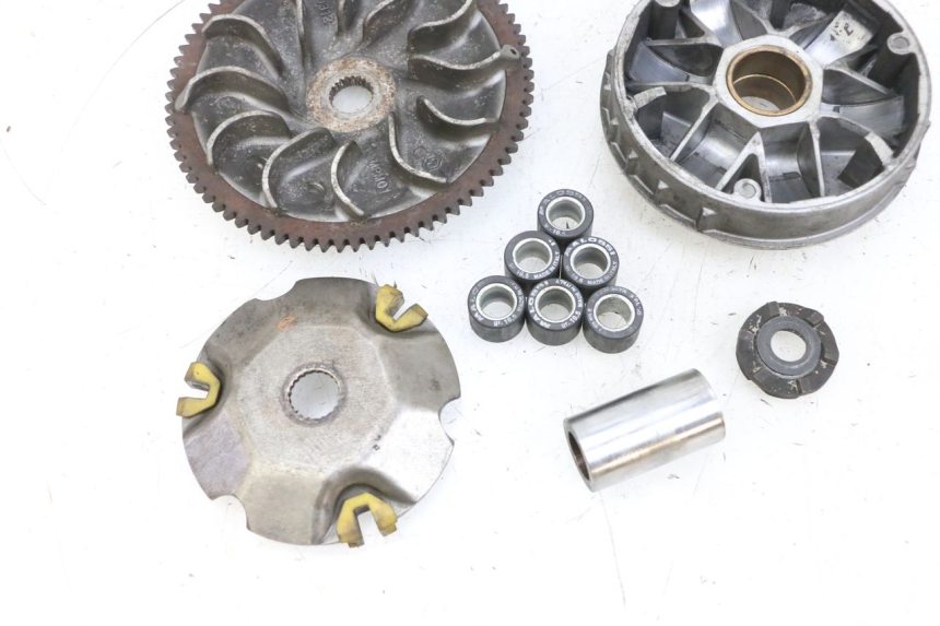 photo de VARIOMETER PIAGGIO X8 125 (2004 - 2007) - Oberflächenzustand und Material